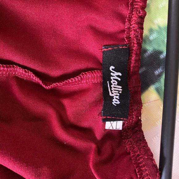 Lace sleeved maternity dress - Picture 6 of 7